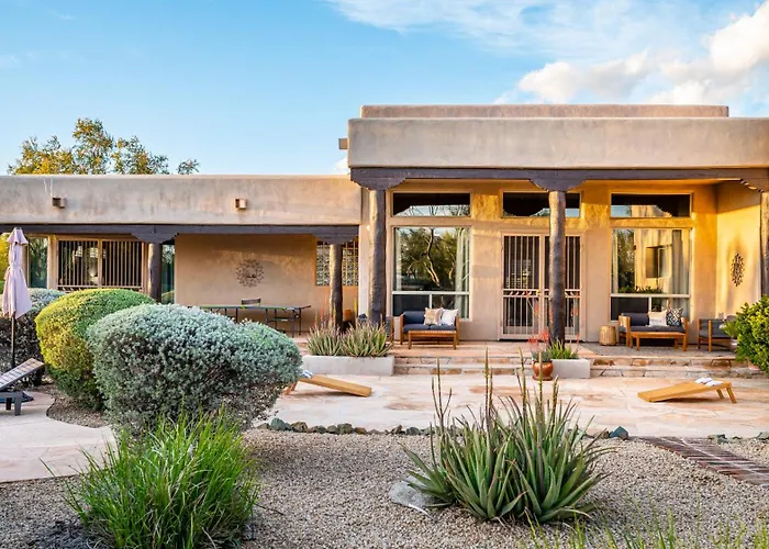 Holiday home Private Desert Sanctuary With Pool Putting *