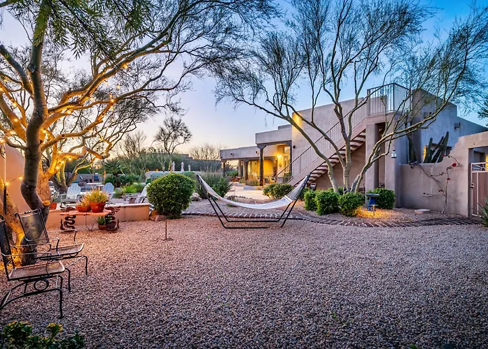 Private Desert Sanctuary With Pool Putting *